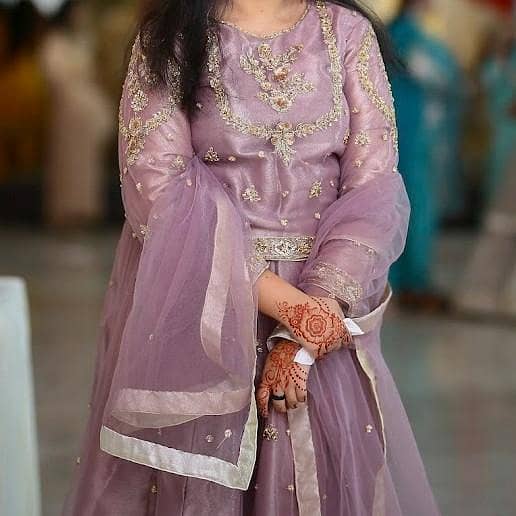 WEDDING DRESESS 2