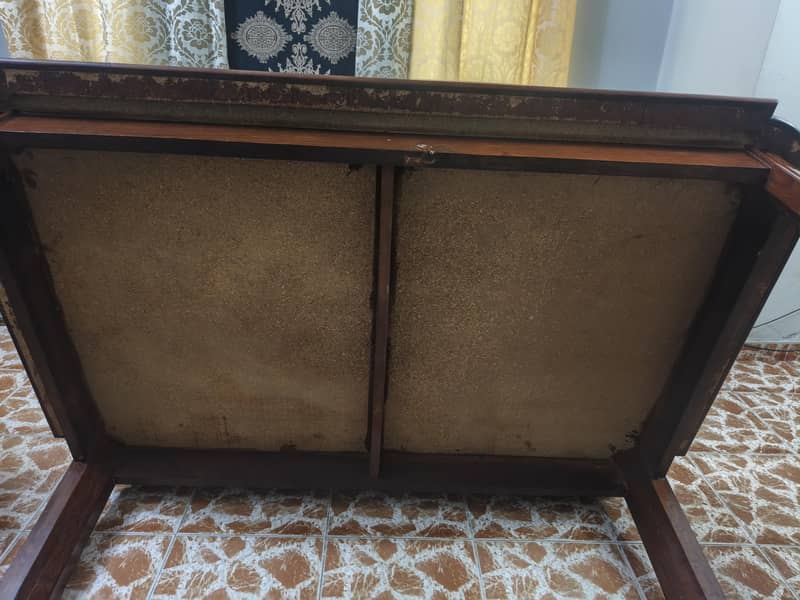 sofa set and table 4