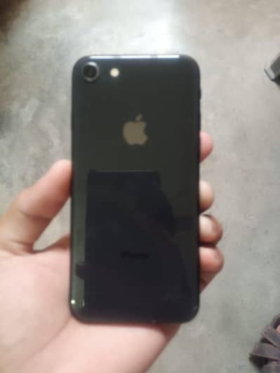 Apple iPhone 8