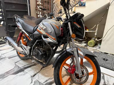 Honda CB 150F 2024