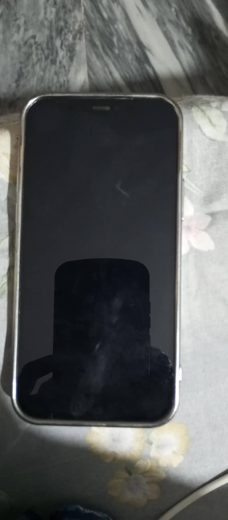 Apple iPhone 12 0