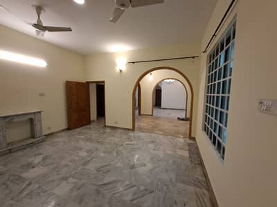 1st floor for rent sector I-8/2 with 4 bedrooms