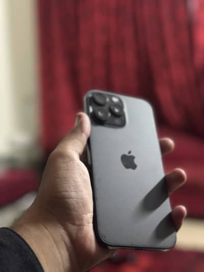 Apple iPhone 16 Pro Max