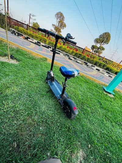 Electric scooter for children