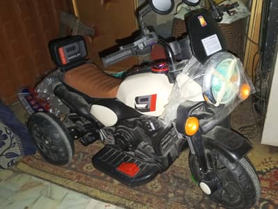 Kids Electric Bike New Condition.