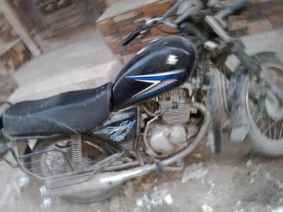 Suzuki 150 2018