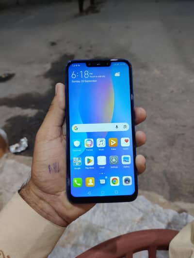 Huawei Nova 3i
