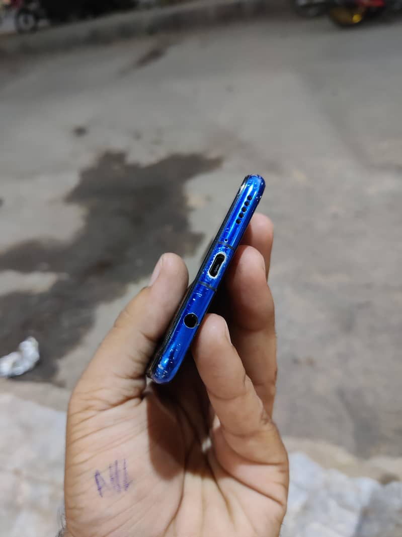 Huawei Nova 3i 6