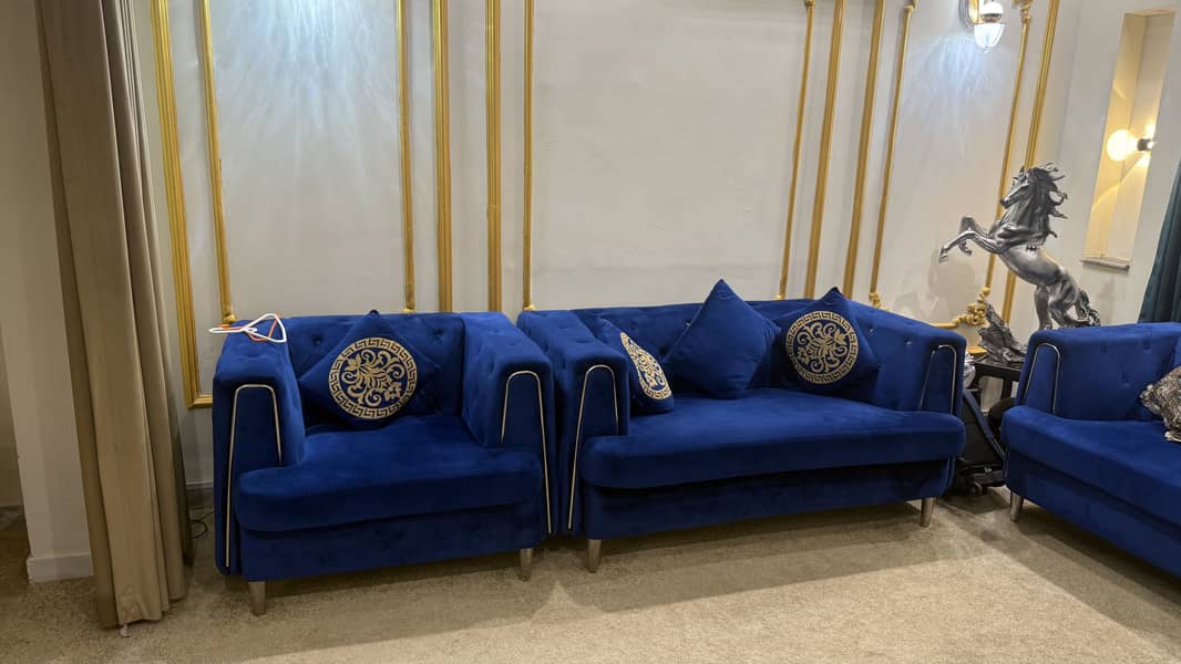 Sofa set 0