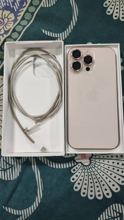Apple iPhone 16 Pro Max