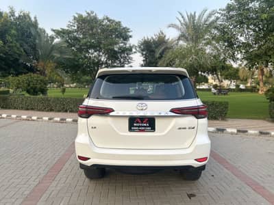 Toyota Fortuner Sigma 2022 B2B Genuine