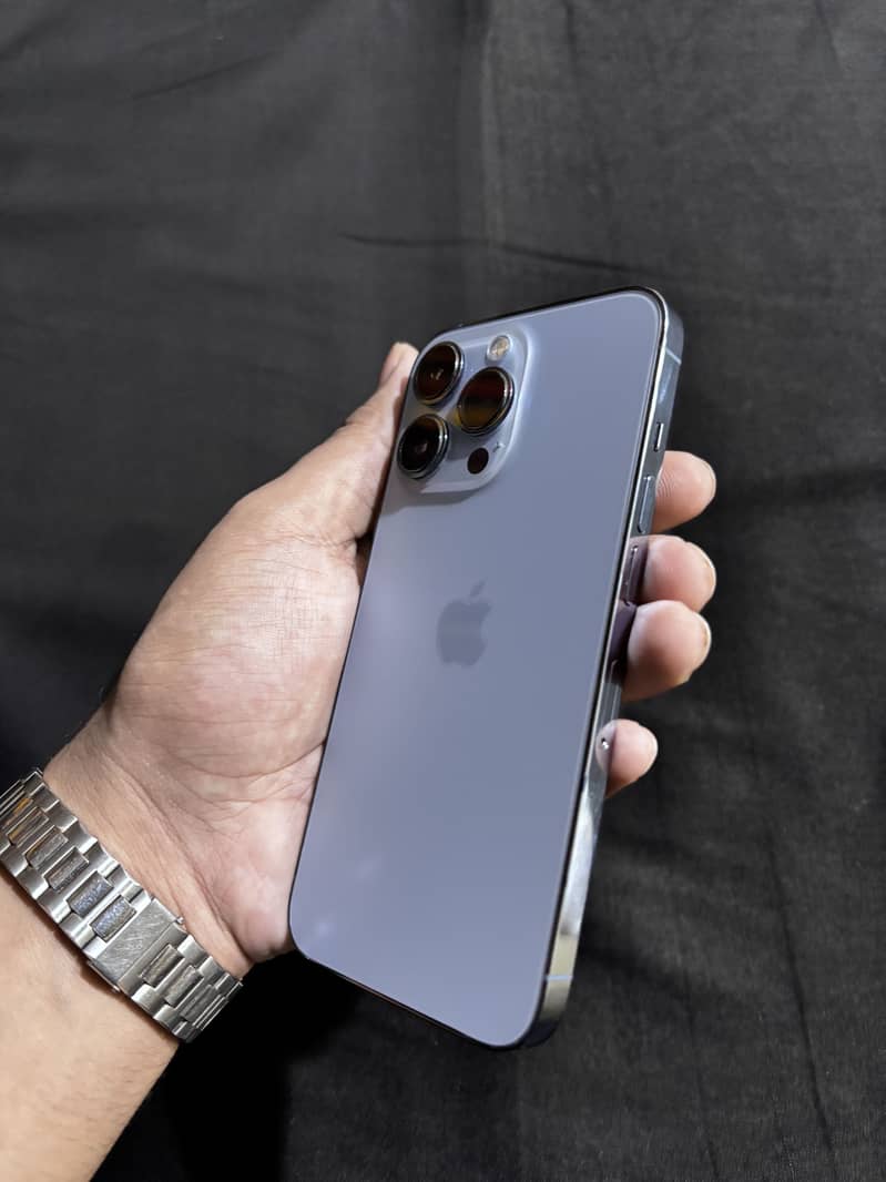 Apple iPhone 13 Pro 9