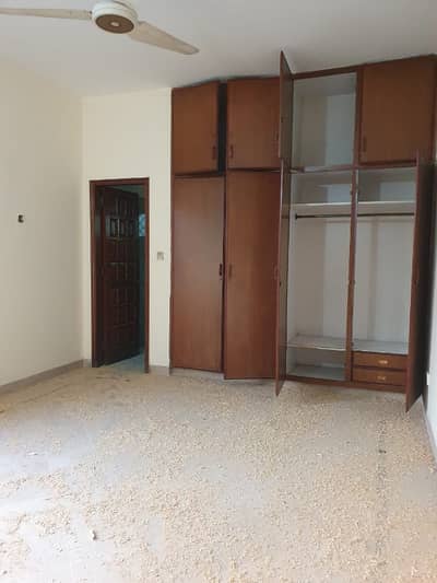 2.5 Marla Triple Story House For Sale