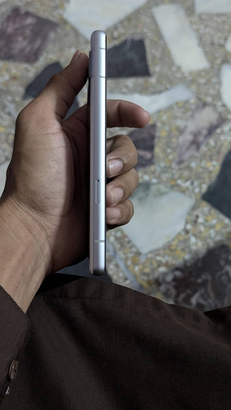 Google Pixel 7a 3