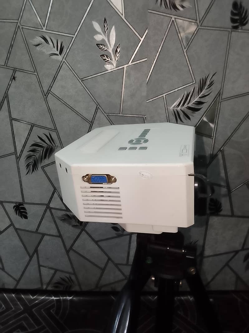 projector 3