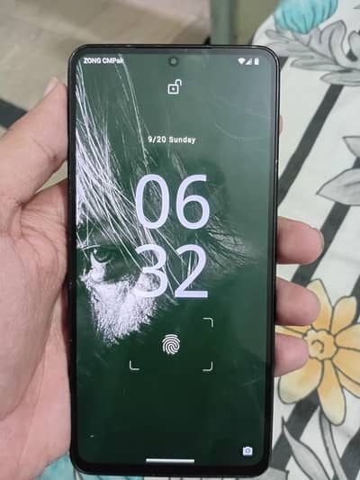 Sharp Aquos R7