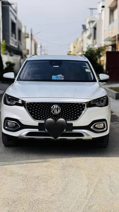 MG HS 2021
