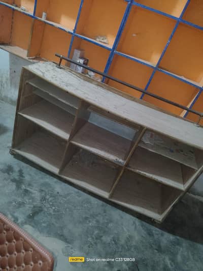 grocery store almari counter