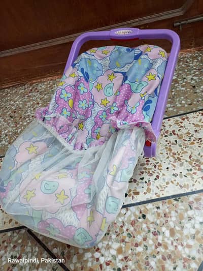 baby cot