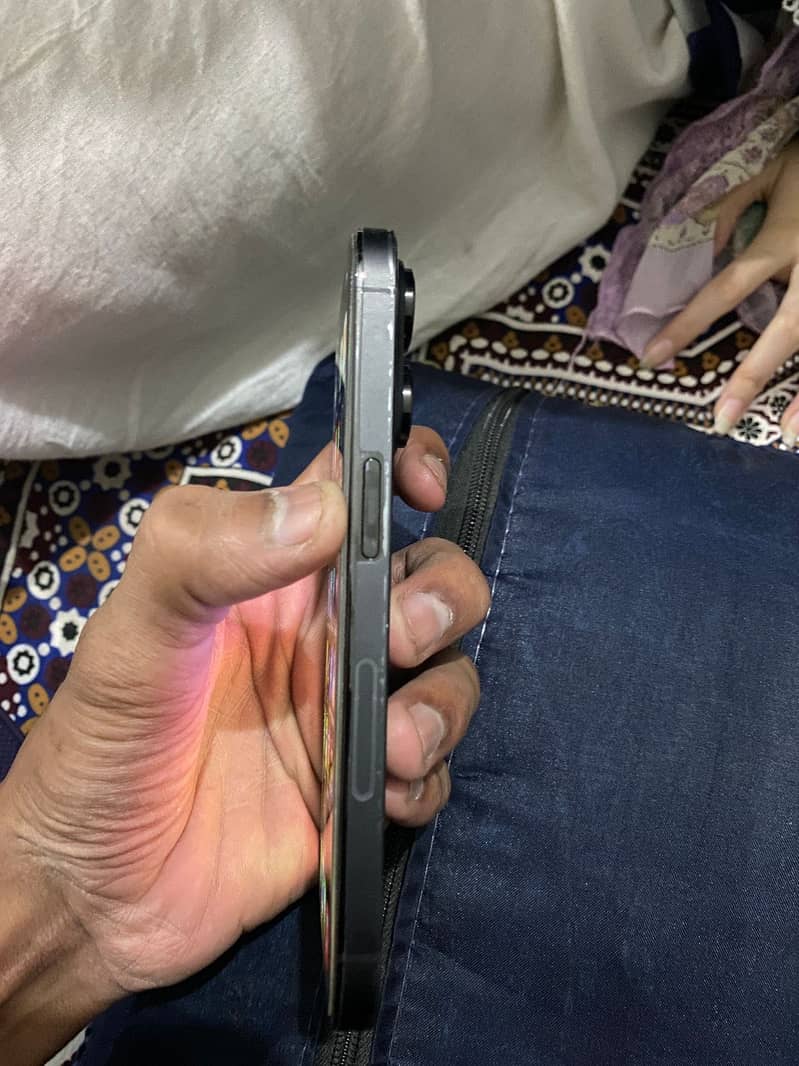 Apple iPhone 14 Pro 1