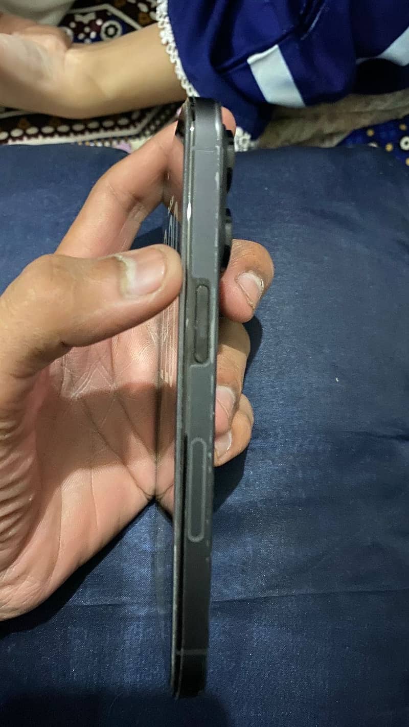 Apple iPhone 14 Pro 4