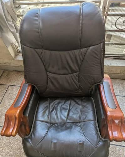 Boss chair