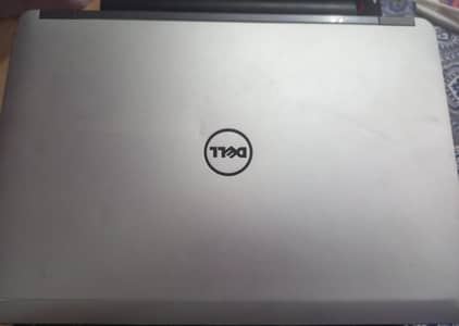 Dell Laptop Core i7, 4GB RAM, 238 GB SSD, Excellent Condition