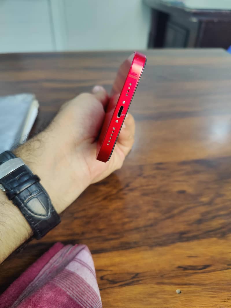 Apple iPhone 14 plus 3