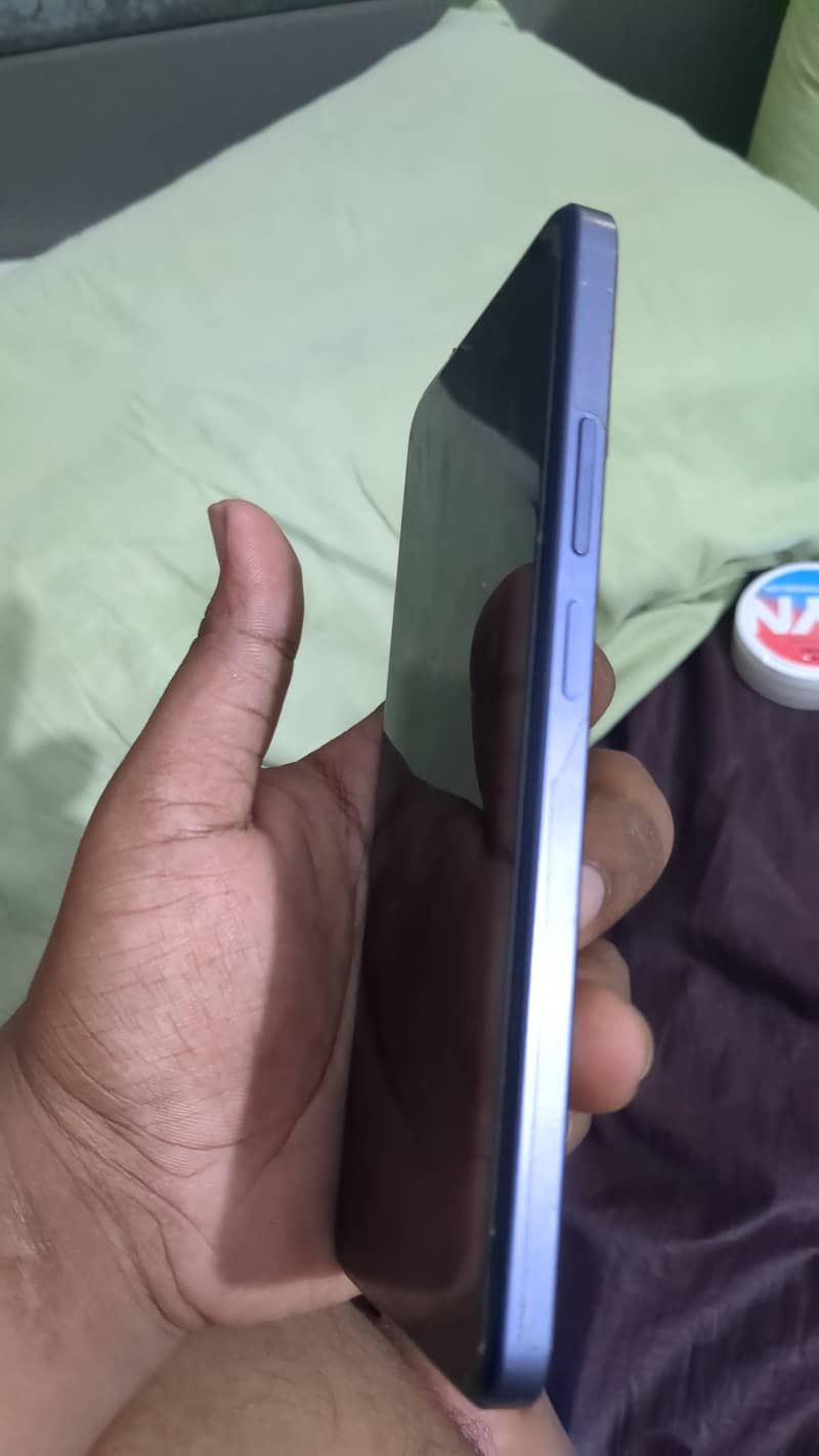 Realme Note 60 5