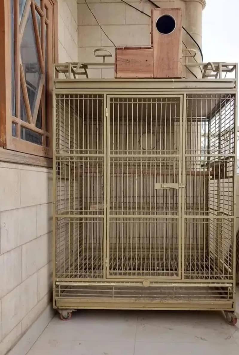 Macaw Cage 0