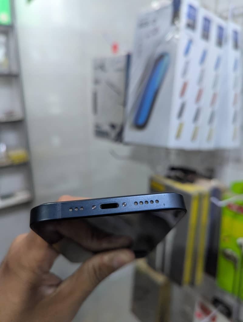 iphone 13 - JV 3