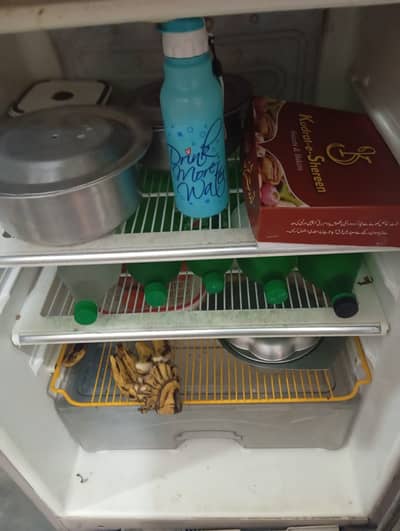 refrigerator (Fridge)