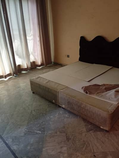 5MARLA 2ND FLOOR PORTION FOR RENT IN ALLAMA IQBAL TOWN