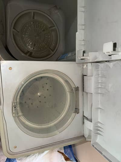 Wahsing machine