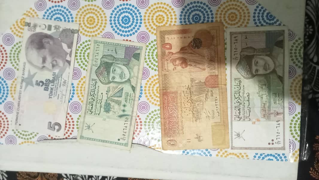 collectable notes 0