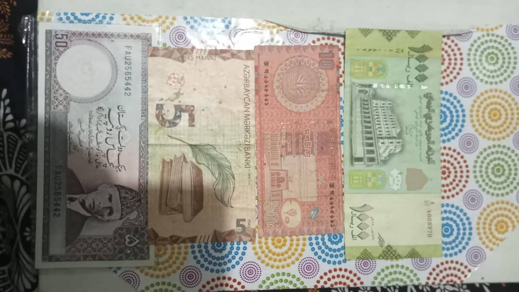 collectable notes 3