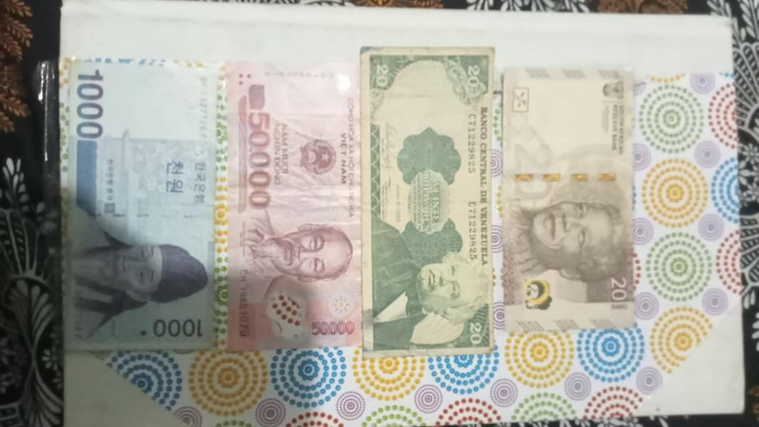 collectable notes 4