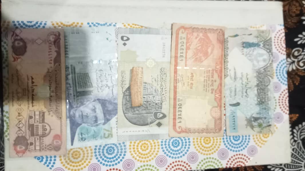 collectable notes 11