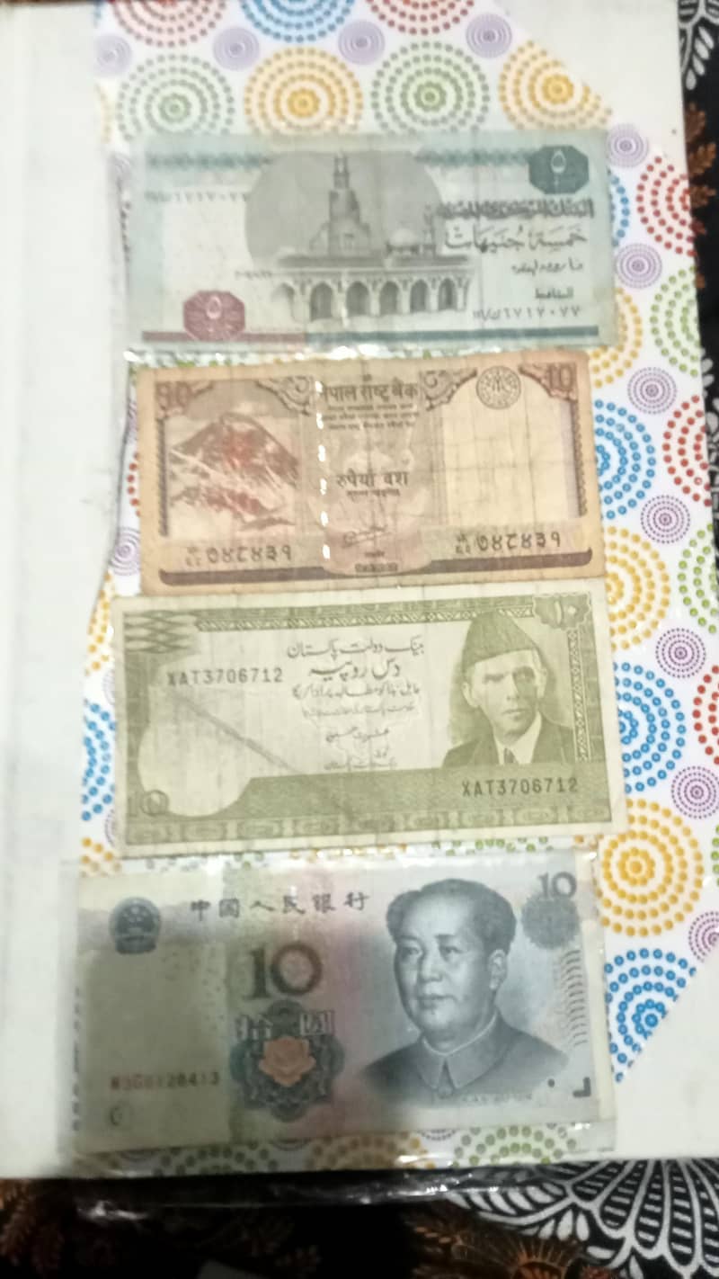 collectable notes 12