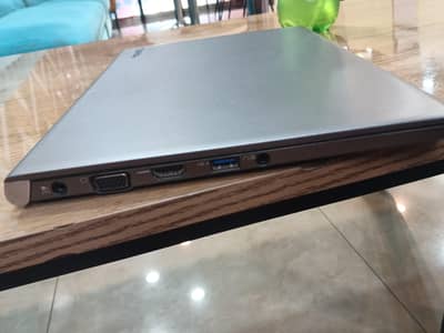 Toshiba laptop 8GB Ram/ 128GBSSD