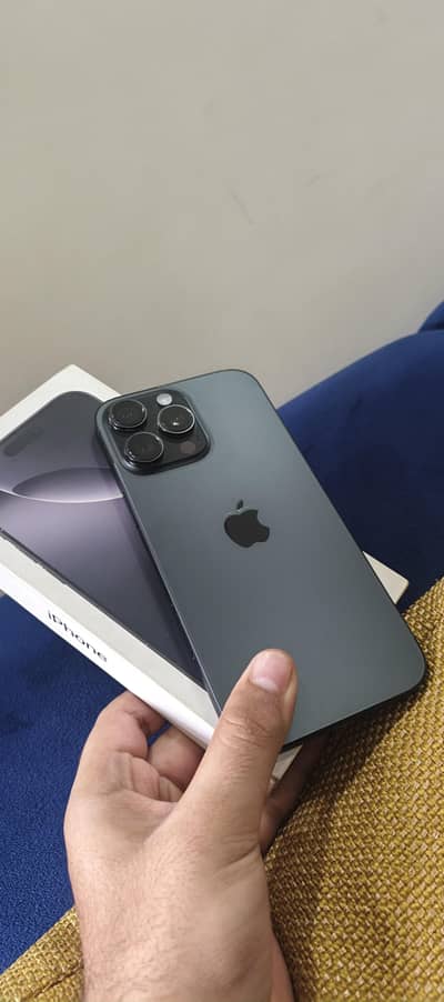 iPhone 16 Pro Max (jv)
