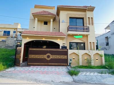7 Marla Beautiful House for Sale in Bahria Town Phase 8, Rawalpindi Prime Location
