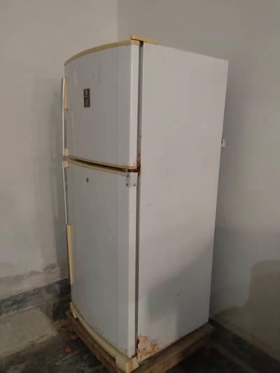 Dawlance refrigerator