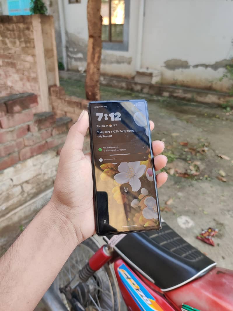 Google Pixel 6a 1