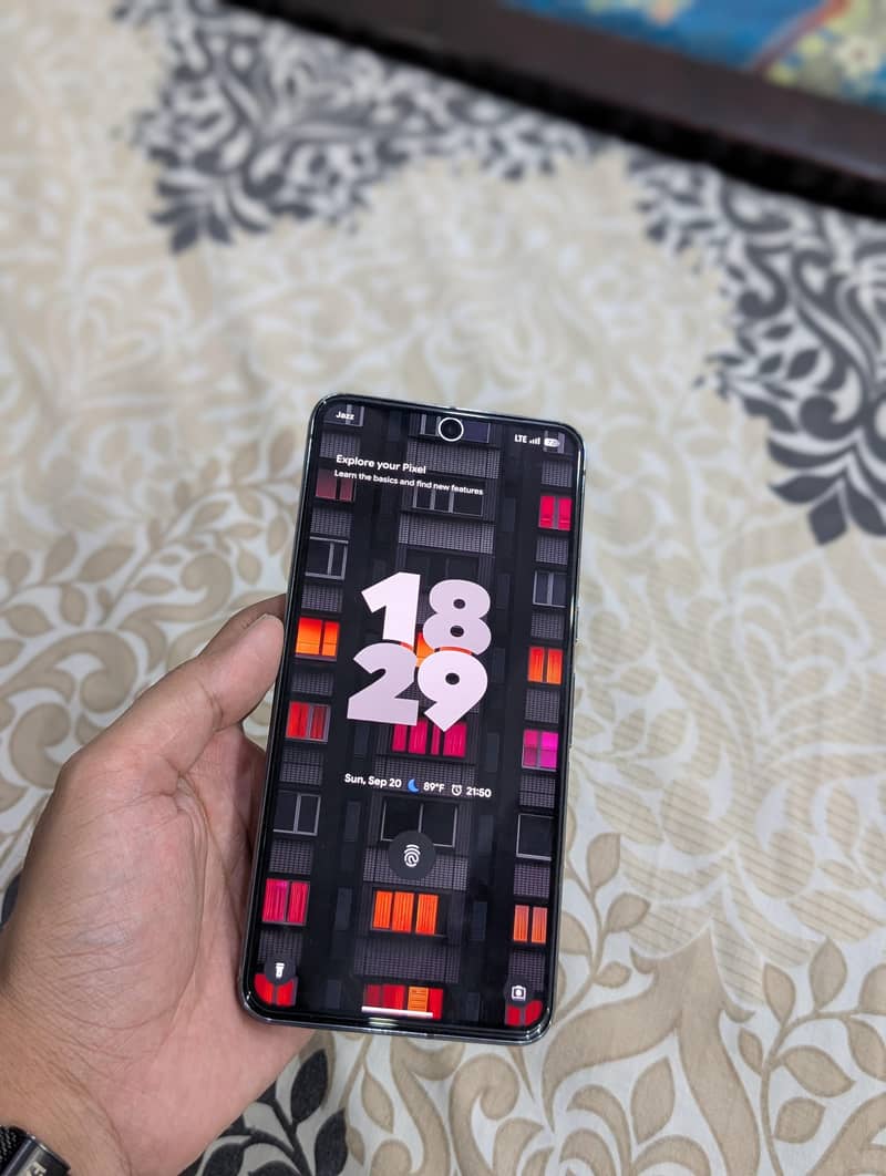 Google Pixel 8 Pro 1
