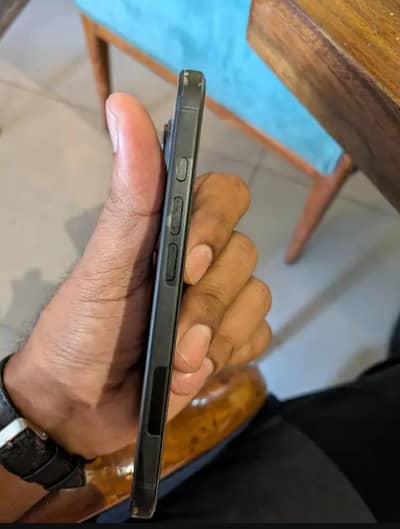 Apple iPhone 16 JV