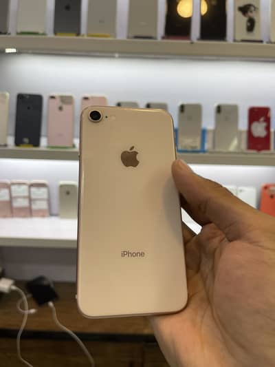 iPhone 8 (OFFER) 03275894788