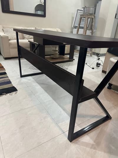 Computer/Gaming/Offfice Desk or Table For Sale Urgent