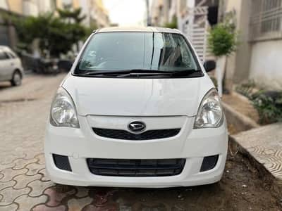 Daihatsu Mira 2011