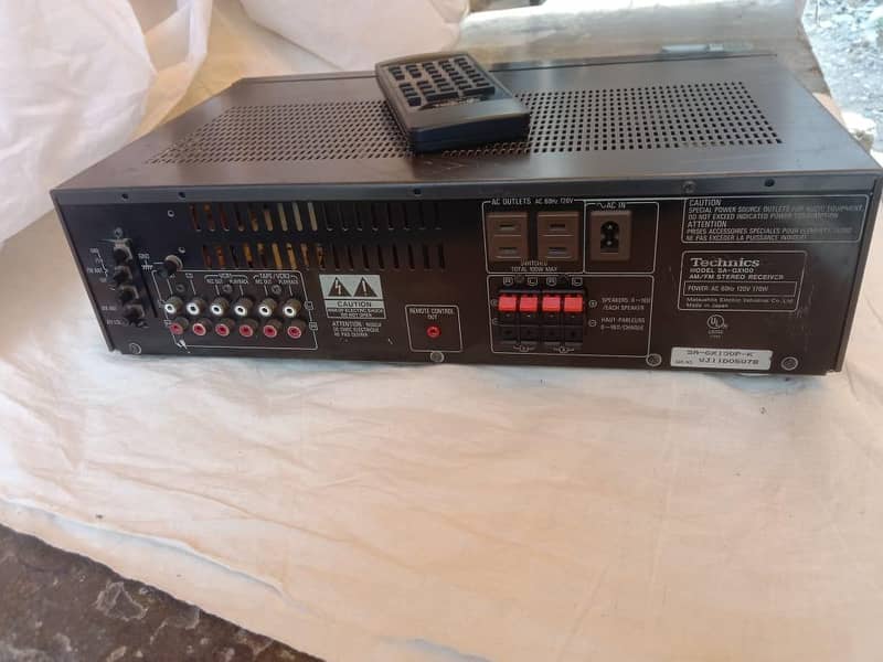 Technics Amplifier  with Remote 1